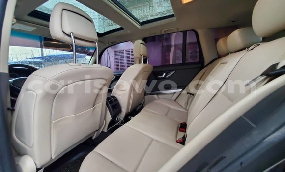 Acheter Occasion Voiture Mercedes-Benz GLK–Class Noir à Cotonou, Benin Acheter Occasion Voiture Mercedes-Benz GLK–Class Noir à Cotonou, Benin