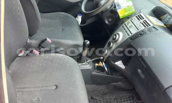 Ra Àlòkù Toyota Yaris Silver Ọkọ̀ in Cotonou ni Benin Ra Àlòkù Toyota Yaris Silver Ọkọ̀ in Cotonou ni Benin