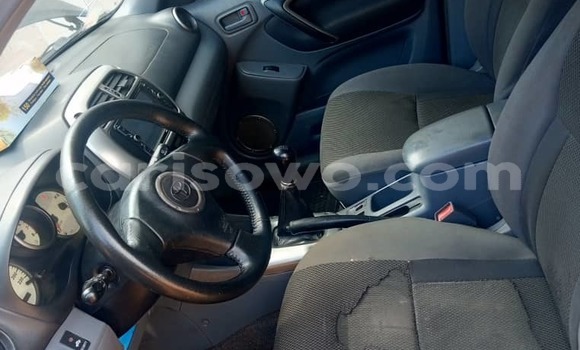 Ra Àlòkù Toyota RAV4 Black Ọkọ̀ in Cotonou ni Benin Ra Àlòkù Toyota RAV4 Black Ọkọ̀ in Cotonou ni Benin