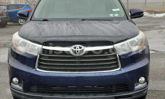 Sayi Imported Toyota Highlander Blue Mota in Import - Dubai a Benin Sayi Imported Toyota Highlander Blue Mota in Import - Dubai a Benin