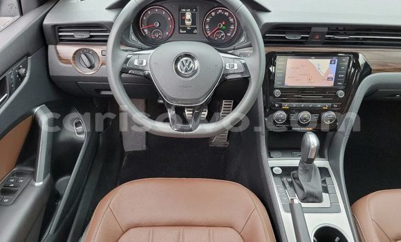 Sayi Imported Volkswagen Passat White Mota in Import - Dubai a Benin Sayi Imported Volkswagen Passat White Mota in Import - Dubai a Benin