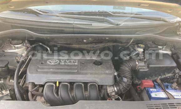 Ra Àlòkù Toyota Corolla Verso Silver Ọkọ̀ in Cotonou ni Benin Ra Àlòkù Toyota Corolla Verso Silver Ọkọ̀ in Cotonou ni Benin