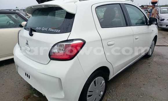 Sayi Sabo Mitsubishi Spacestar White Mota in Cotonou a Benin