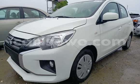 Sayi Sabo Mitsubishi Spacestar White Mota in Cotonou a Benin Sayi Sabo Mitsubishi Spacestar White Mota in Cotonou a Benin