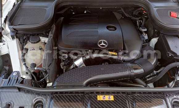 Ra Tuntun Mercedes-Benz GLE funfun Ọkọ̀ in Cotonou ni Benin Ra Tuntun Mercedes-Benz GLE funfun Ọkọ̀ in Cotonou ni Benin