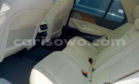 Ra Tuntun Mercedes-Benz GLE funfun Ọkọ̀ in Cotonou ni Benin Ra Tuntun Mercedes-Benz GLE funfun Ọkọ̀ in Cotonou ni Benin