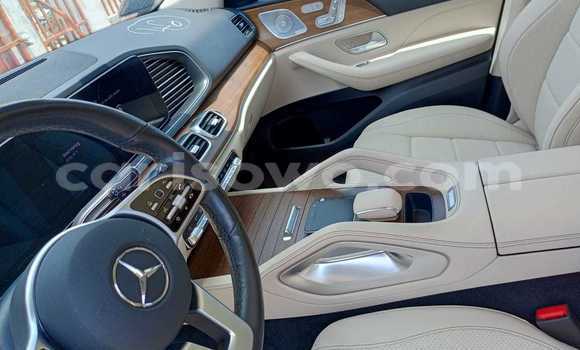 Ra Tuntun Mercedes-Benz GLE funfun Ọkọ̀ in Cotonou ni Benin Ra Tuntun Mercedes-Benz GLE funfun Ọkọ̀ in Cotonou ni Benin