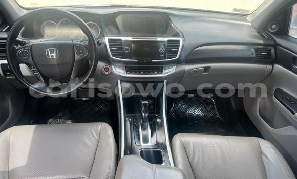 Acheter Occasion Voiture Honda Accord Gris à Cotonou, Benin Acheter Occasion Voiture Honda Accord Gris à Cotonou, Benin