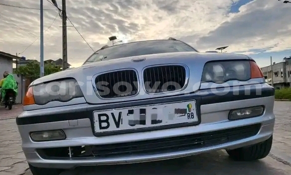 Buy Used BMW 1-Series Other Car in Cotonou in Benign Buy Used BMW 1-Series Other Car in Cotonou in Benign