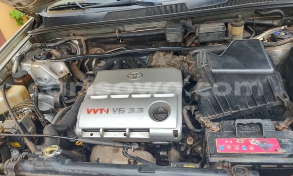 Sayi Na hannu Toyota Highlander Azurfa Mota in Cotonou a Benin Sayi Na hannu Toyota Highlander Azurfa Mota in Cotonou a Benin