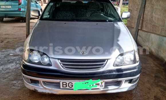 Acheter Occasion Voiture Toyota Avensis Gris à Cotonou, Benin