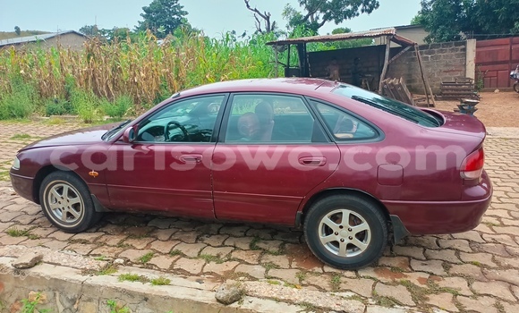Sayi Na hannu Mazda 626 Red Mota in Natitingou a Benin