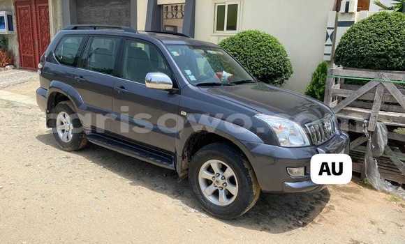 Sayi Na hannu Toyota Prado Azurfa Mota in Cotonou a Benin Sayi Na hannu Toyota Prado Azurfa Mota in Cotonou a Benin