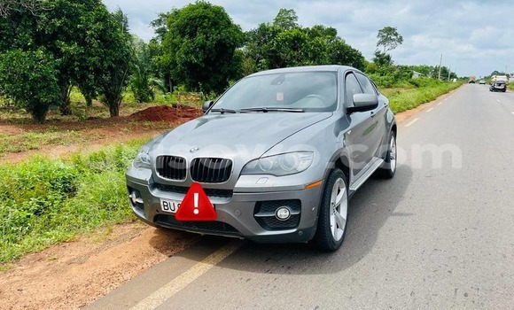 Acheter Occasion Voiture BMW X6 Gris à Cotonou, Benin Acheter Occasion Voiture BMW X6 Gris à Cotonou, Benin