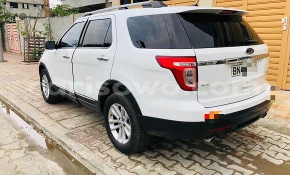 Acheter Occasion Voiture Ford Explorer Blanc à Cotonou, Benin