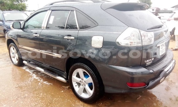 Acheter Occasion Voiture Lexus RX 330 Noir à Cotonou, Benin Acheter Occasion Voiture Lexus RX 330 Noir à Cotonou, Benin
