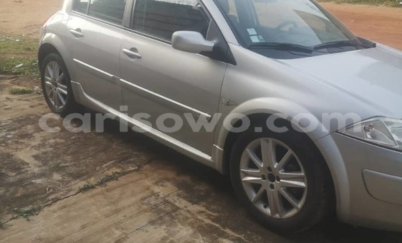 Acheter Occasion Voiture Renault Megane Gris à Cotonou, Benin Acheter Occasion Voiture Renault Megane Gris à Cotonou, Benin