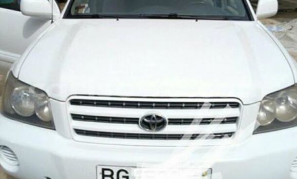 Acheter Occasion Voiture Toyota Highlander Blanc à Cotonou, Benin Acheter Occasion Voiture Toyota Highlander Blanc à Cotonou, Benin