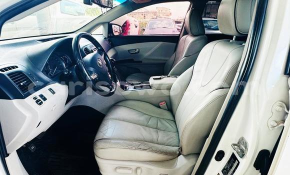 Ra Àlòkù Toyota Venza funfun Ọkọ̀ in Cotonou ni Benin Ra Àlòkù Toyota Venza funfun Ọkọ̀ in Cotonou ni Benin