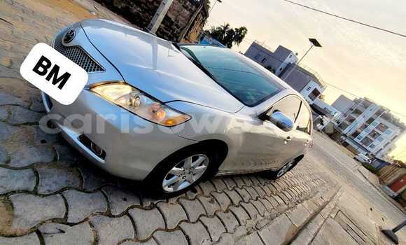 Ra Àlòkù Toyota Camry Silver Ọkọ̀ in Cotonou ni Benin Ra Àlòkù Toyota Camry Silver Ọkọ̀ in Cotonou ni Benin