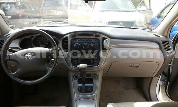 Acheter Occasion Voiture Toyota Highlander Blanc à Cotonou, Benin Acheter Occasion Voiture Toyota Highlander Blanc à Cotonou, Benin