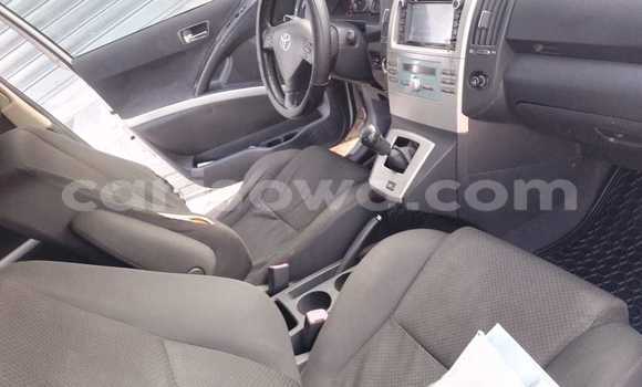 Acheter Occasion Voiture Toyota Corolla Verso Gris à Cotonou, Benin Acheter Occasion Voiture Toyota Corolla Verso Gris à Cotonou, Benin