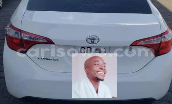 Acheter Occasion Voiture Toyota Corolla Blanc à Cotonou, Benin Acheter Occasion Voiture Toyota Corolla Blanc à Cotonou, Benin