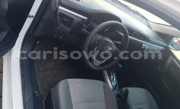 Acheter Occasion Voiture Toyota Corolla Blanc à Cotonou, Benin Acheter Occasion Voiture Toyota Corolla Blanc à Cotonou, Benin