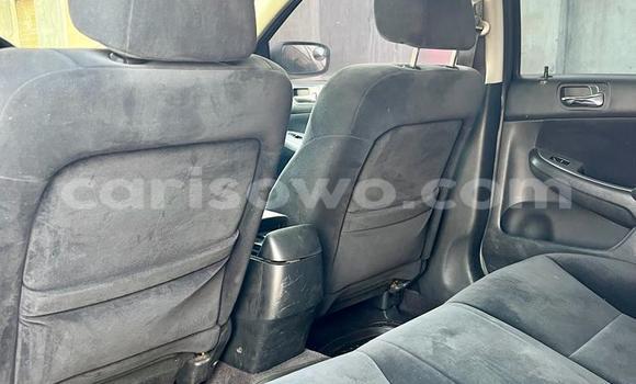 Sayi Na hannu Toyota RAV4 Green Mota in Cotonou a Benin Sayi Na hannu Toyota RAV4 Green Mota in Cotonou a Benin