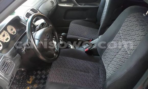 Acheter Occasion Voiture Mazda 323 Bleu à Cotonou, Benin Acheter Occasion Voiture Mazda 323 Bleu à Cotonou, Benin