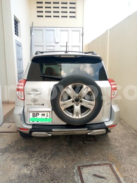 Big with watermark toyota rav4 benin cotonou 17610