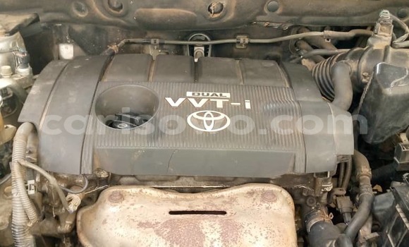 Ra Àlòkù Toyota RAV4 Silver Ọkọ̀ in Cotonou ni Benin Ra Àlòkù Toyota RAV4 Silver Ọkọ̀ in Cotonou ni Benin
