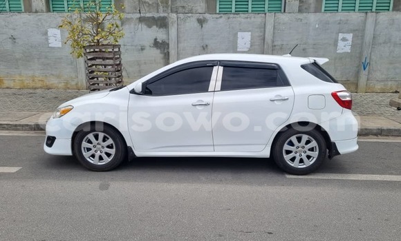 Buy Used Toyota Avensis Silver Car in Cotonou in Benign Buy Used Toyota Avensis Silver Car in Cotonou in Benign