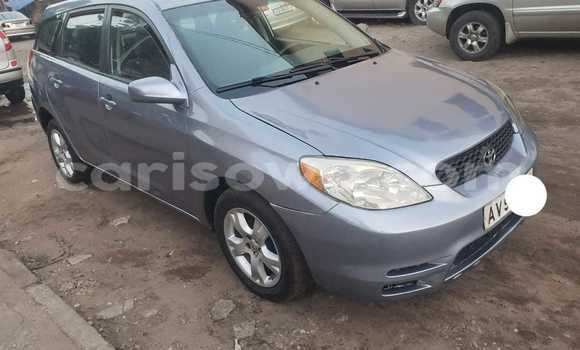 Ra Àlòkù Toyota Matrix Blue Ọkọ̀ in Cotonou ni Benin Ra Àlòkù Toyota Matrix Blue Ọkọ̀ in Cotonou ni Benin