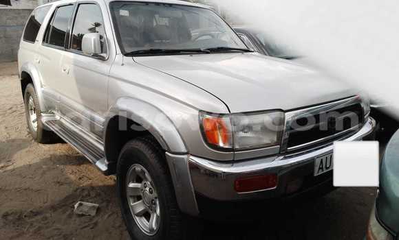 Acheter Occasion Voiture Toyota 4Runner Gris à Cotonou, Benin Acheter Occasion Voiture Toyota 4Runner Gris à Cotonou, Benin