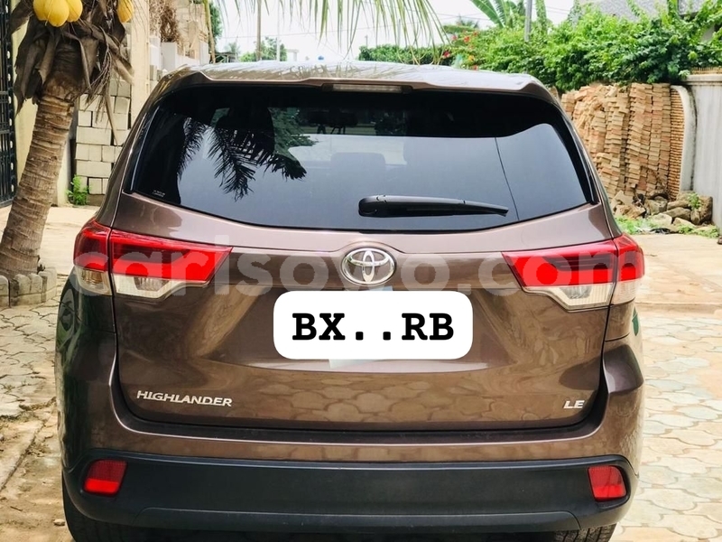 Big with watermark toyota highlander benin cotonou 17630