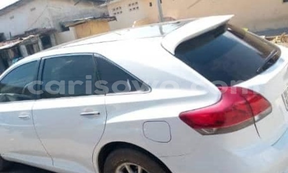 Ra Àlòkù Toyota Venza funfun Ọkọ̀ in Cotonou ni Benin Ra Àlòkù Toyota Venza funfun Ọkọ̀ in Cotonou ni Benin