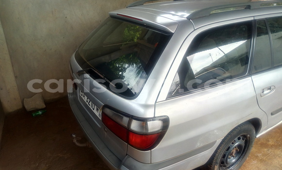 Acheter Occasion Voiture Mazda 626 Gris à Porto Novo, Benin Acheter Occasion Voiture Mazda 626 Gris à Porto Novo, Benin