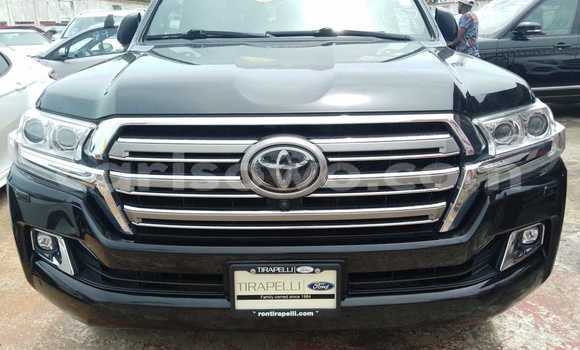 Sayi Na hannu Toyota Land Cruiser Black Mota in Cotonou a Benin