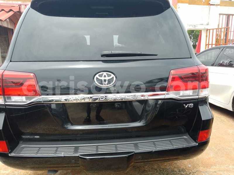 Big with watermark toyota land cruiser benin cotonou 17656