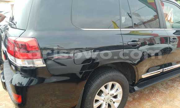 Ra Àlòkù Toyota Land Cruiser Black Ọkọ̀ in Cotonou ni Benin Ra Àlòkù Toyota Land Cruiser Black Ọkọ̀ in Cotonou ni Benin