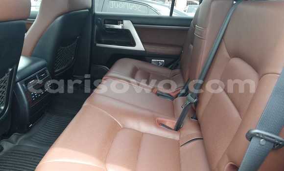 Ra Àlòkù Toyota Land Cruiser Black Ọkọ̀ in Cotonou ni Benin Ra Àlòkù Toyota Land Cruiser Black Ọkọ̀ in Cotonou ni Benin