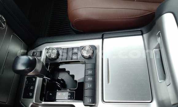 Ra Àlòkù Toyota Land Cruiser Black Ọkọ̀ in Cotonou ni Benin Ra Àlòkù Toyota Land Cruiser Black Ọkọ̀ in Cotonou ni Benin