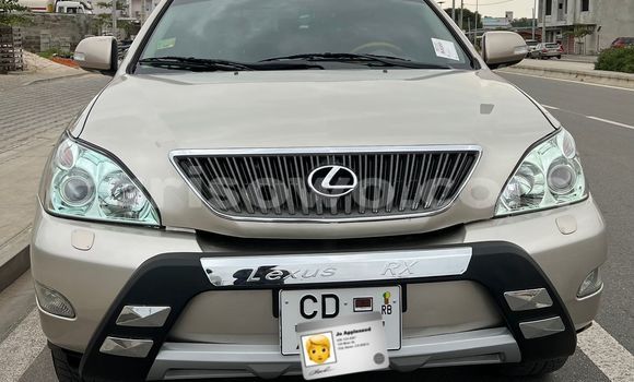 Sayi Na hannu Lexus RX 330 Azurfa Mota in Cotonou a Benin Sayi Na hannu Lexus RX 330 Azurfa Mota in Cotonou a Benin