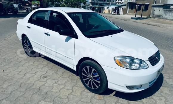 Acheter Occasion Voiture Toyota Corolla Blanc à Cotonou, Benin Acheter Occasion Voiture Toyota Corolla Blanc à Cotonou, Benin