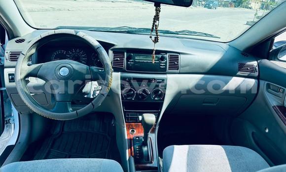 Acheter Occasion Voiture Toyota Corolla Blanc à Cotonou, Benin Acheter Occasion Voiture Toyota Corolla Blanc à Cotonou, Benin