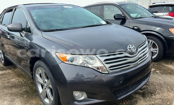 Ra Àlòkù Toyota Venza Silver Ọkọ̀ in Cotonou ni Benin Ra Àlòkù Toyota Venza Silver Ọkọ̀ in Cotonou ni Benin