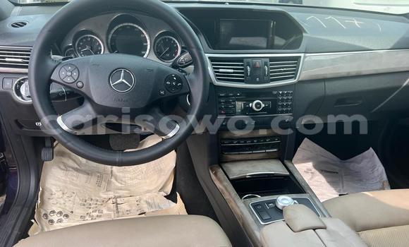 Sayi Na hannu Mercedes-Benz E-Classe Blue Mota in Cotonou a Benin Sayi Na hannu Mercedes-Benz E-Classe Blue Mota in Cotonou a Benin