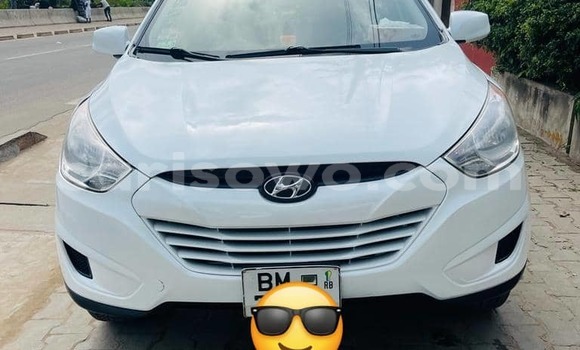 Buy Used Hyundai Tucson Silver Car in Cotonou in Benign