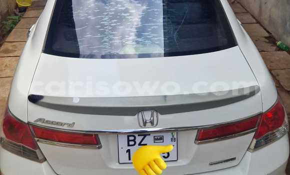 Buy Used Honda Accord White Car in Cotonou in Benign Buy Used Honda Accord White Car in Cotonou in Benign